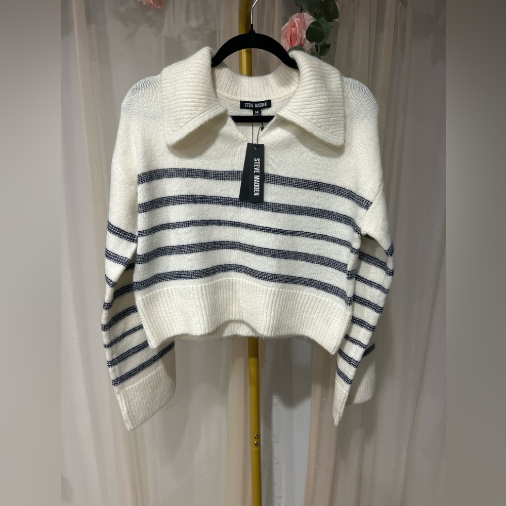 Steve Madden Cropped Striped Knit Sweater – Size M-L (NWT)